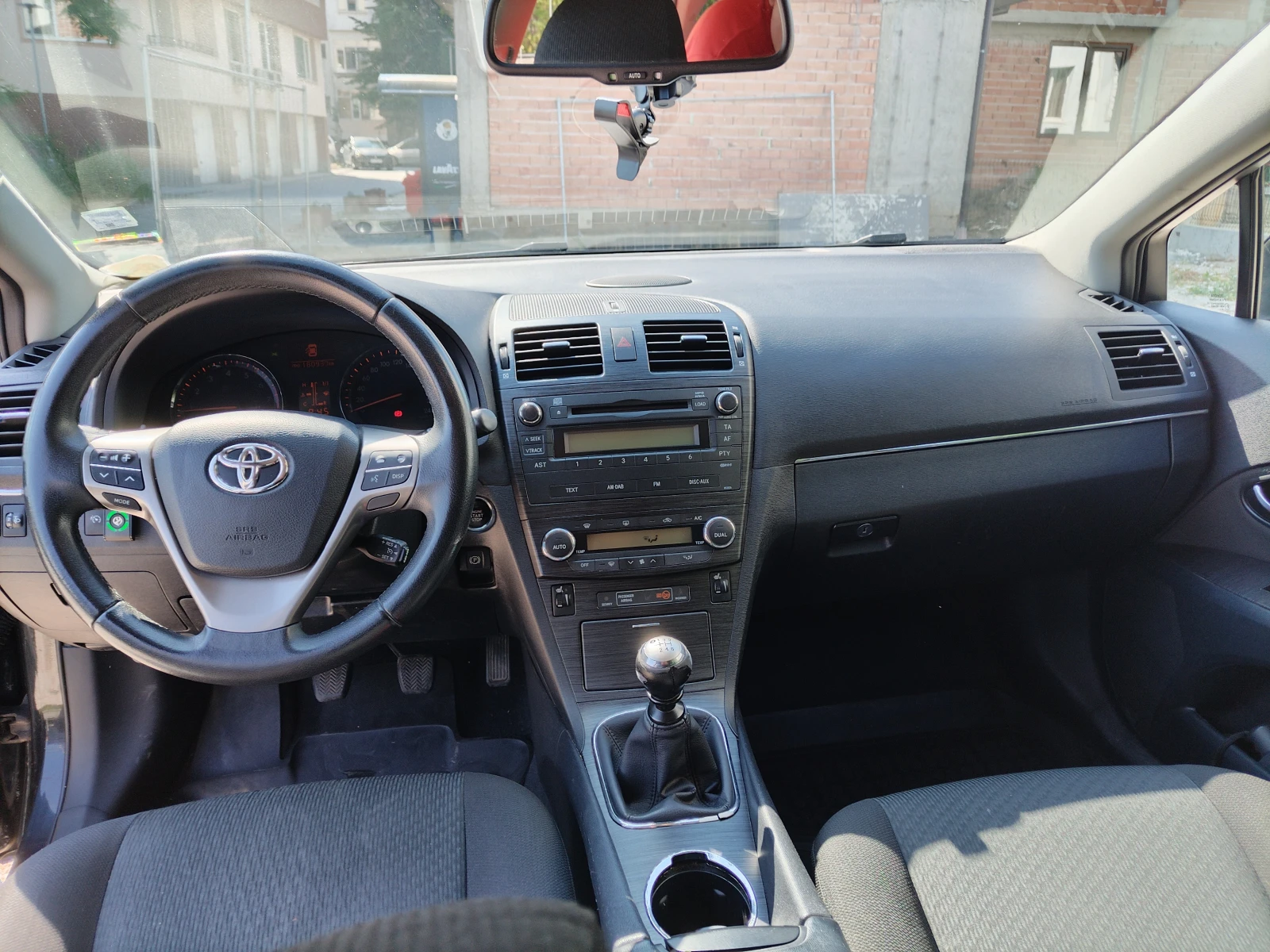 Toyota Avensis Tourer + АГУ - изображение 7