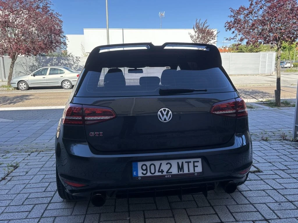 VW Golf  - изображение 9