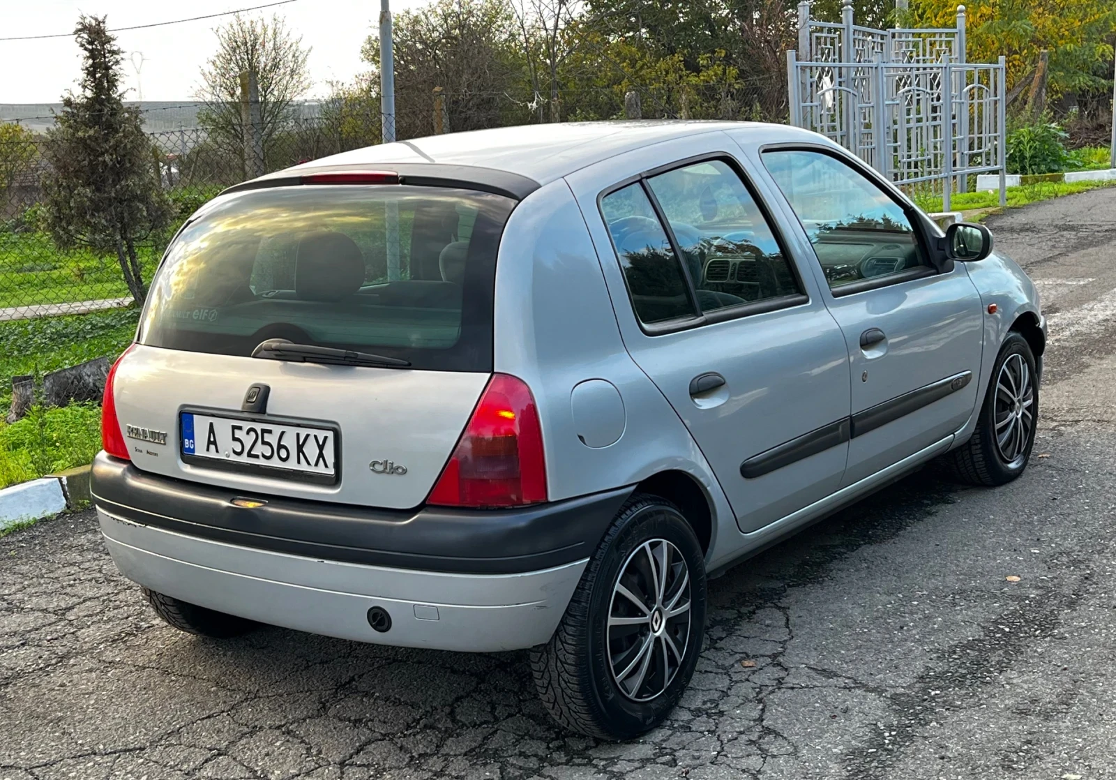 Renault Clio 1.2I/ГАЗ/БЕНЗИН - изображение 4