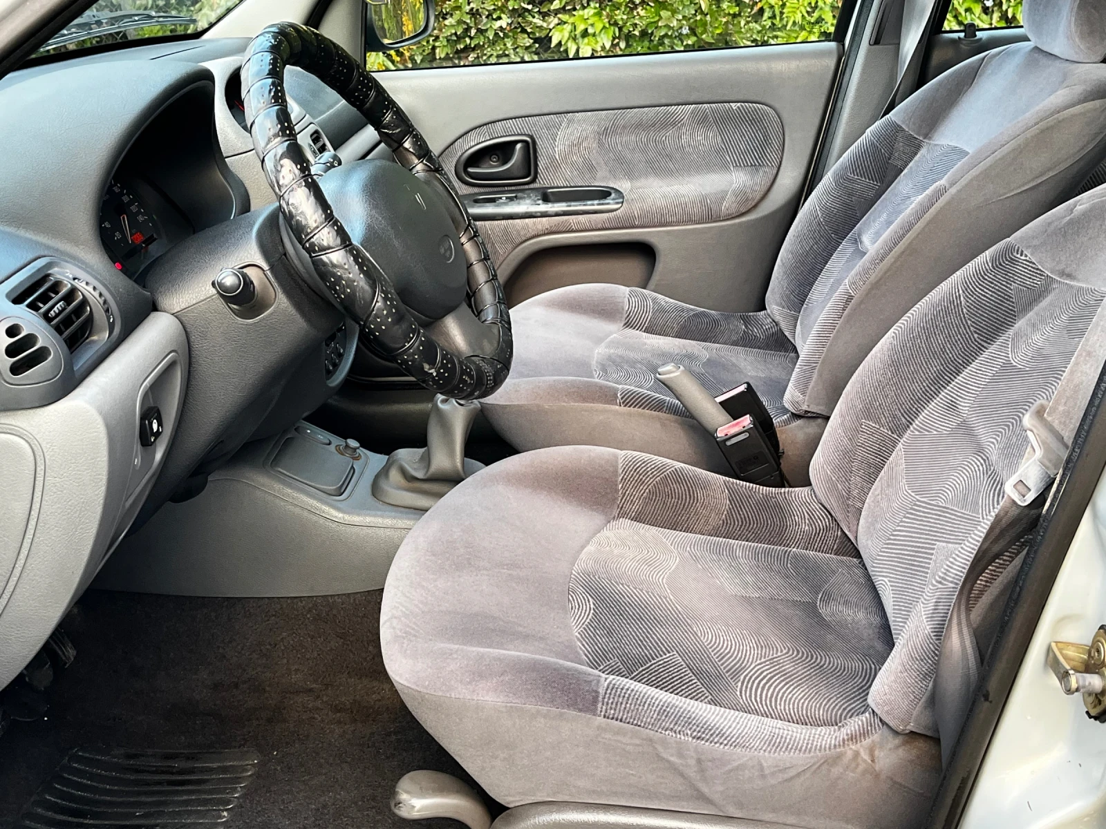 Renault Clio 1.2I/ГАЗ/БЕНЗИН - изображение 8