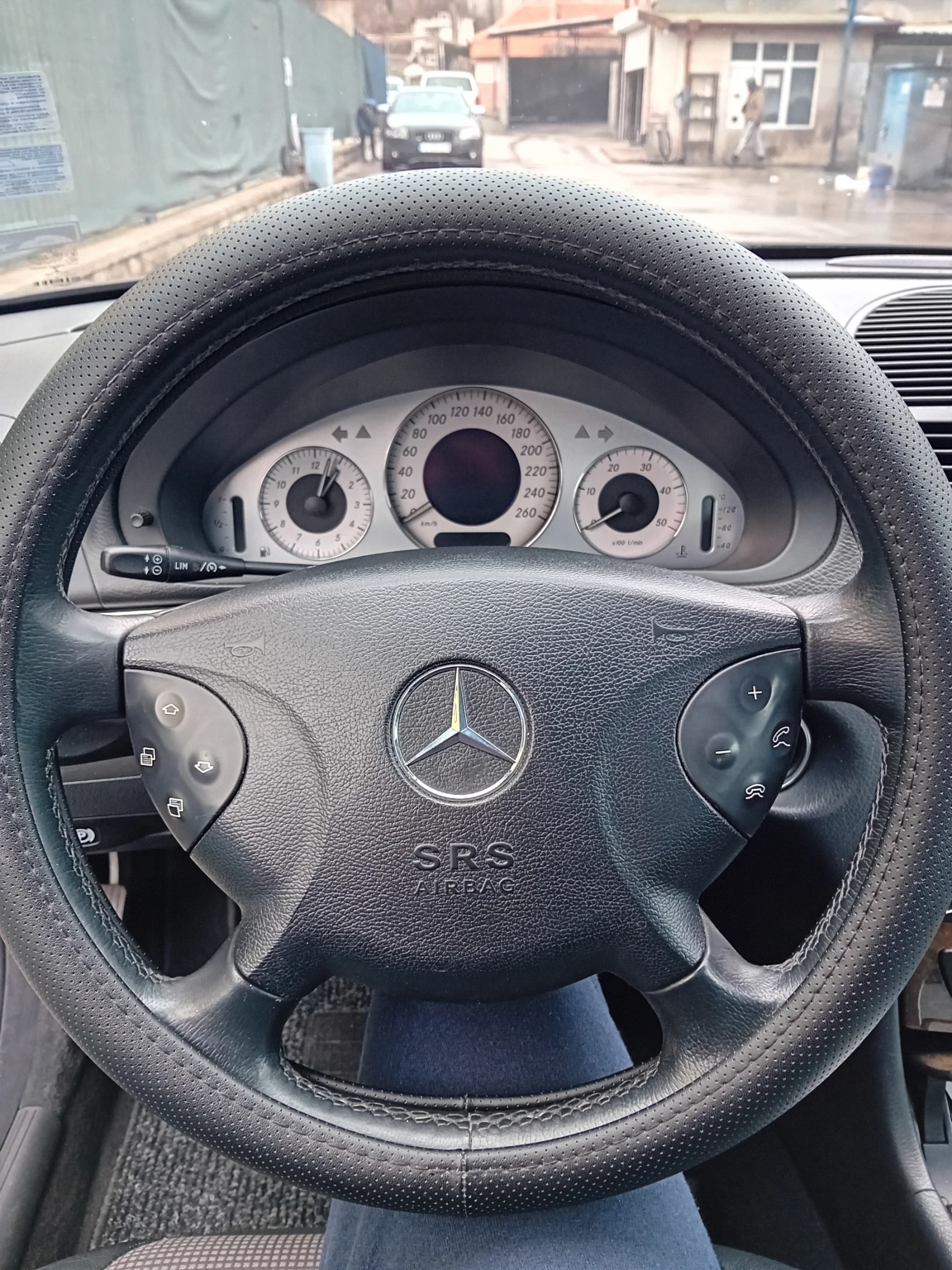 Mercedes-Benz E 220 | Mobile.bg � ����������� 17