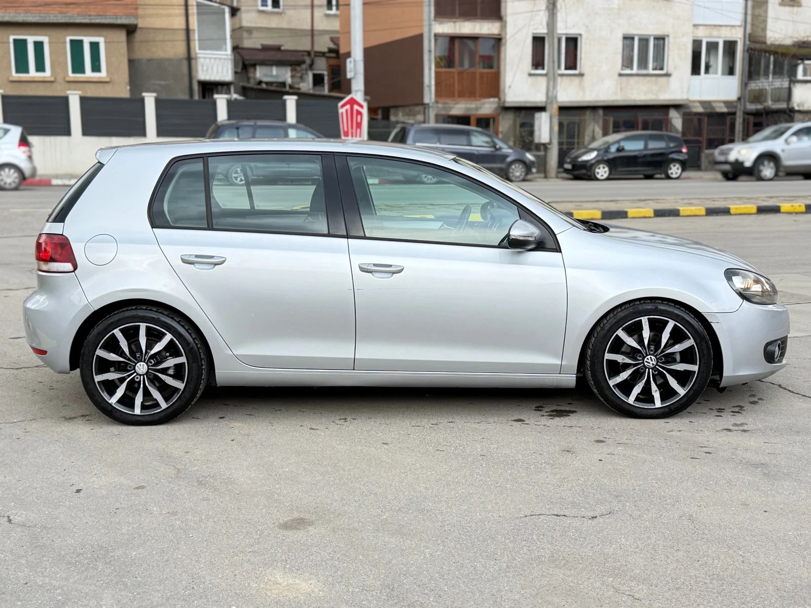 VW Golf 2.0TDI Klimatronik* EURO 5 - изображение 6