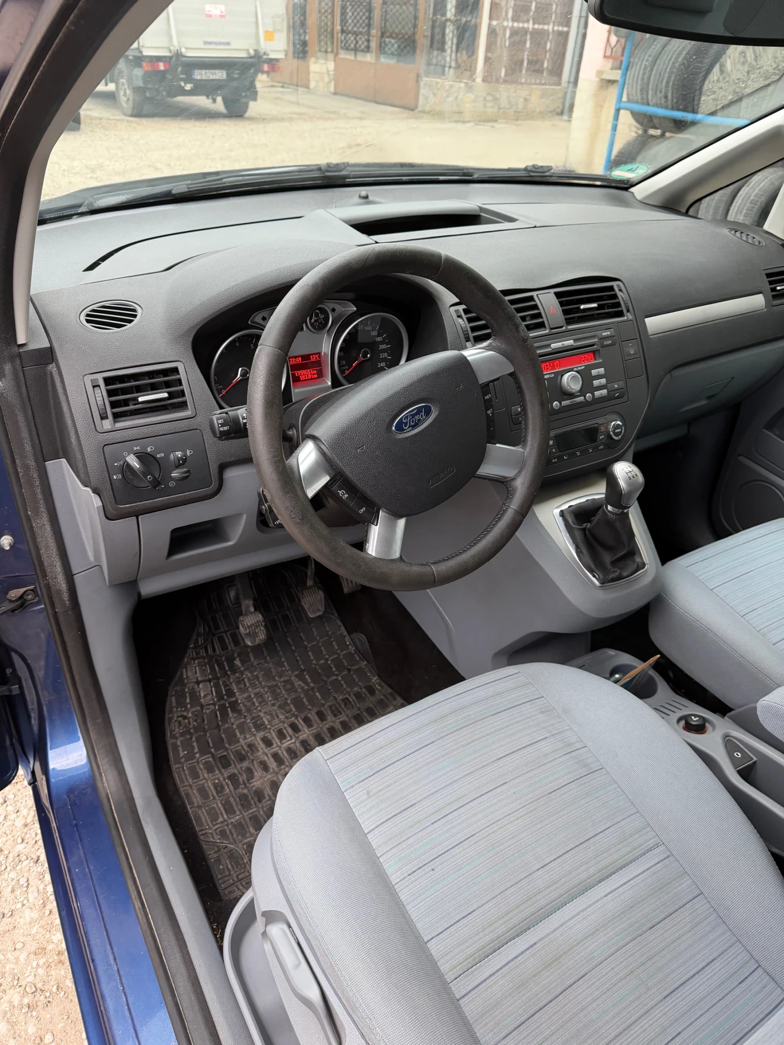 Ford C-max 1.6 бензин перфектна, снимка 8 - Автомобили и джипове - 54033615