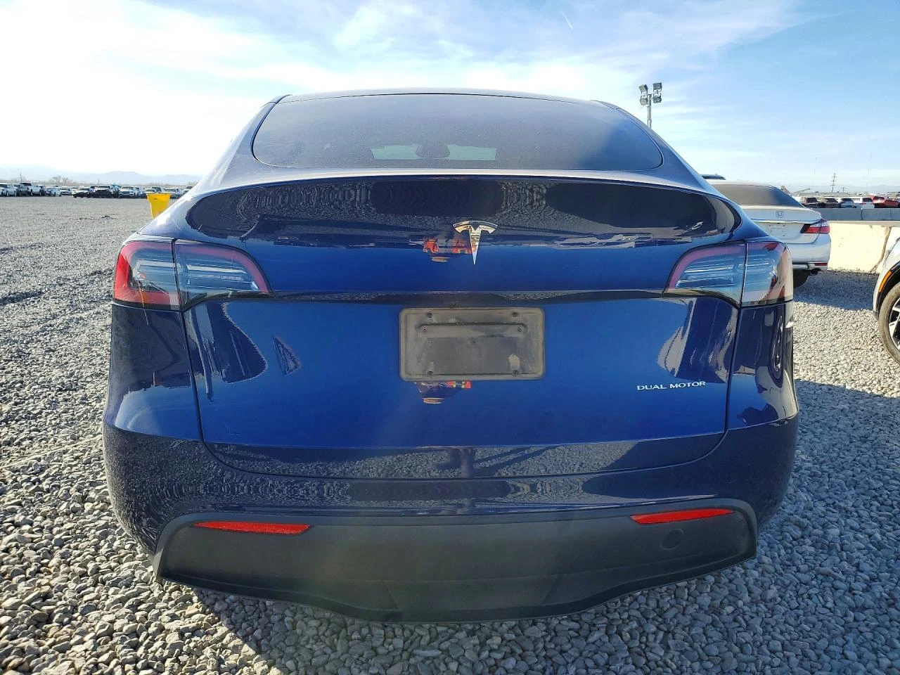 Tesla Model Y, снимка 6 - Автомобили и джипове - 54062154