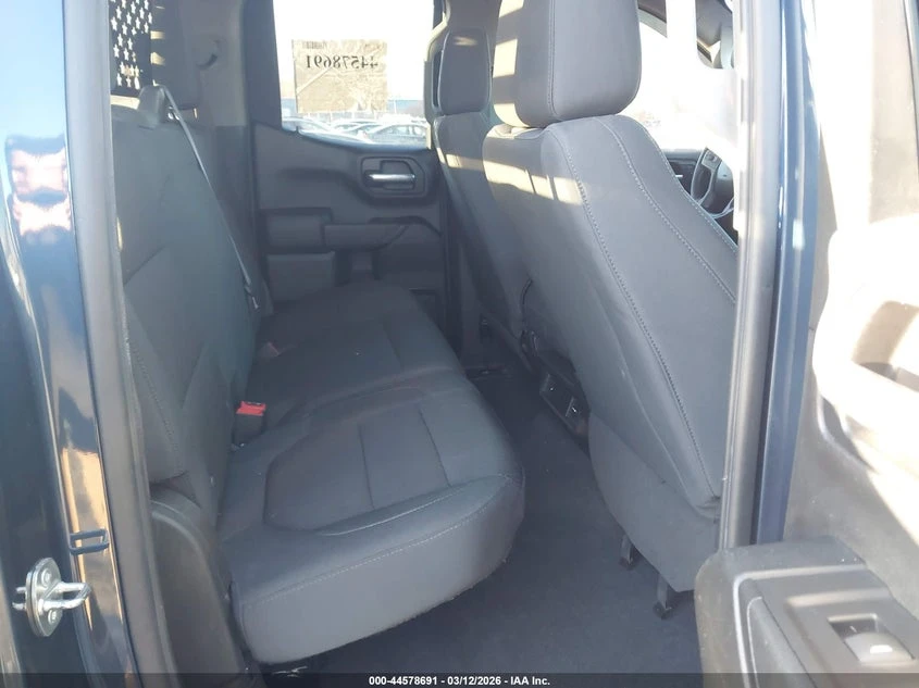 Chevrolet Silverado 4.3l 1500 4Wd Standard Bed Custom Trail Boss, снимка 8 - Автомобили и джипове - 54097819