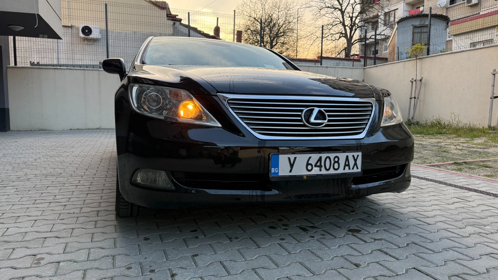Lexus LS 460
