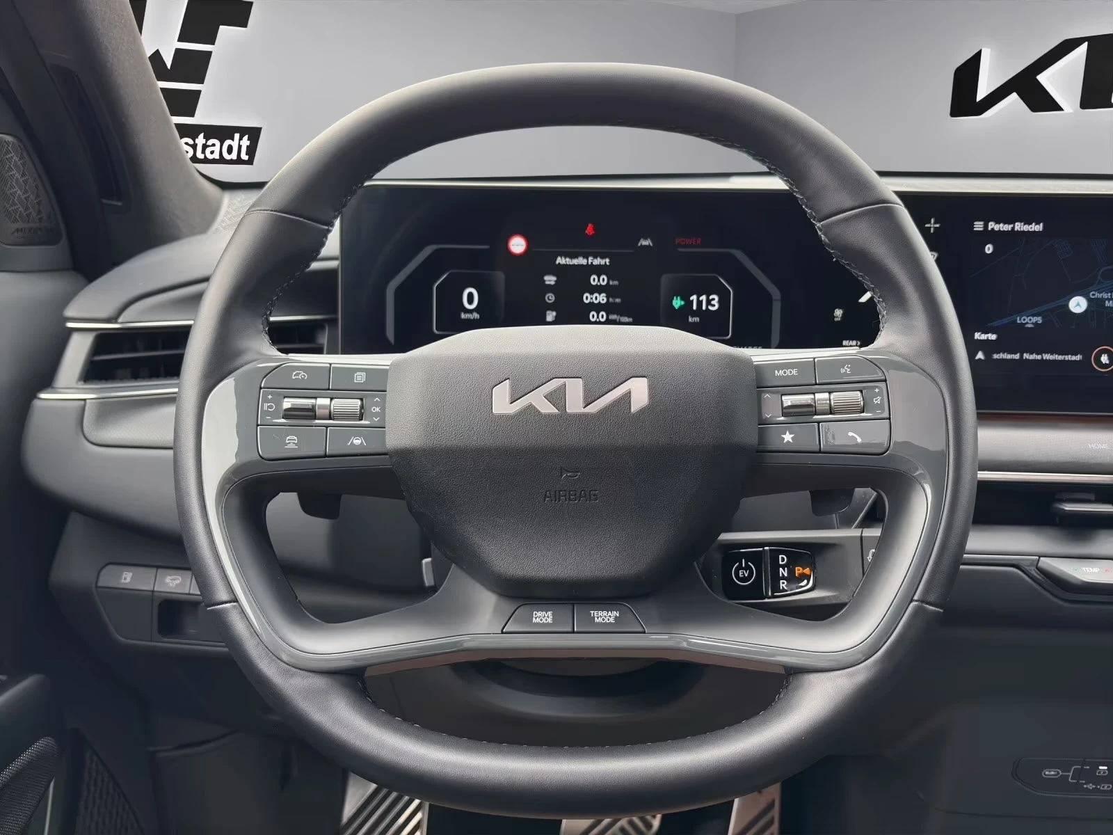 Kia EV9 GT-Line Launch Edition 7S Full Options 98.5SOH , снимка 8 - Автомобили и джипове - 54327899