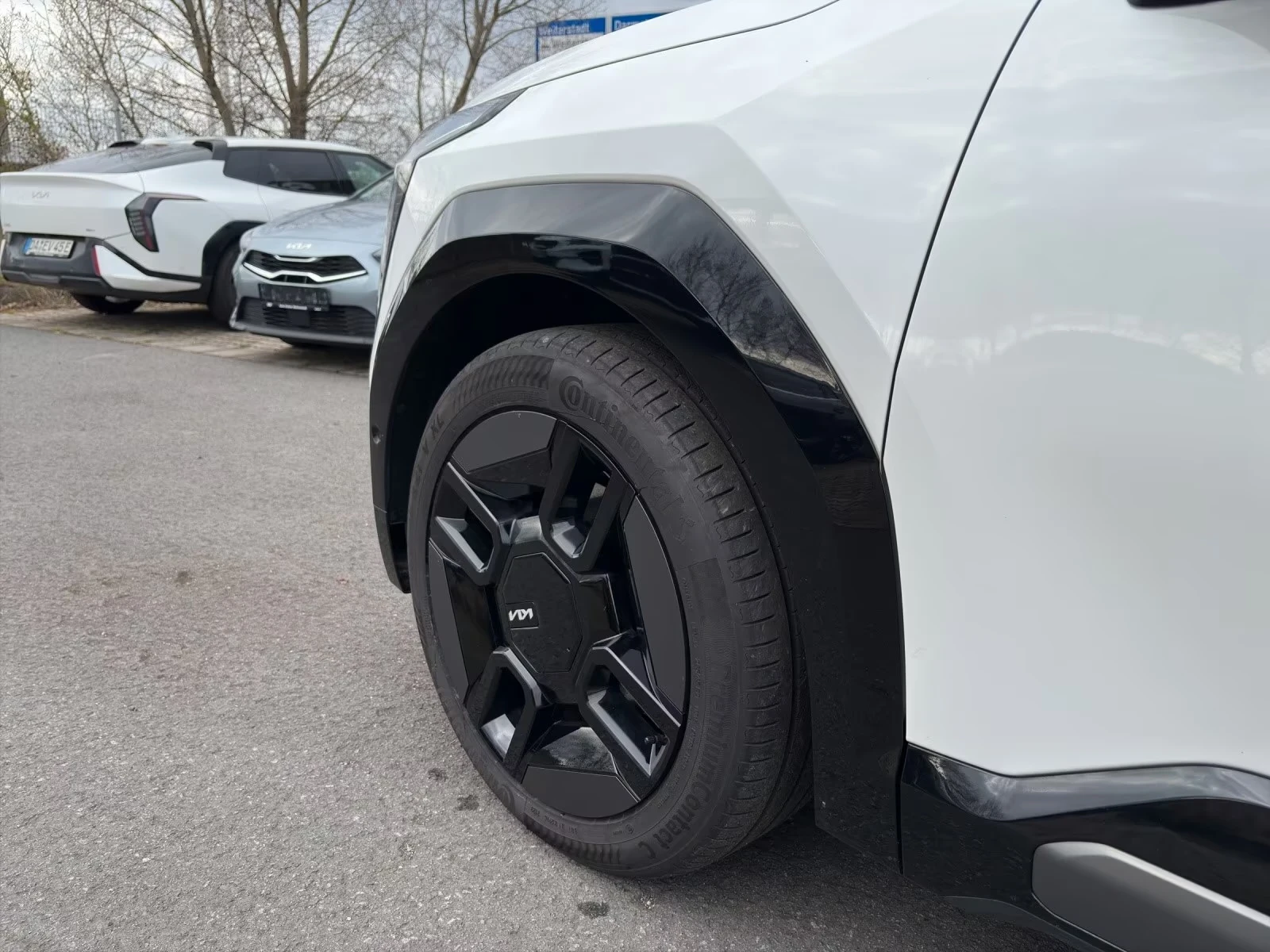 Kia EV9 GT-Line Launch Edition 7S Full Options 98.5SOH , снимка 16 - Автомобили и джипове - 54327899