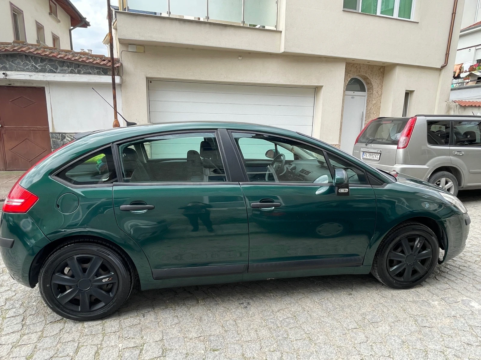 Citroen C4 1.4i, снимка 3 - Автомобили и джипове - 54730947