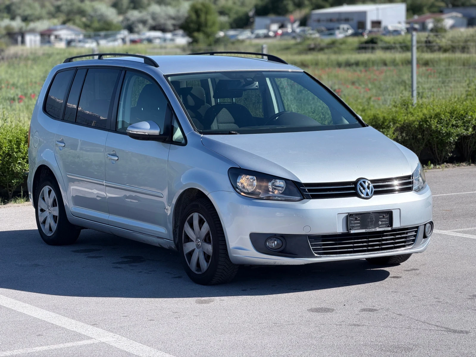 VW Touran 1.6TDI * 7 МЕСТА * 179032км* ЛИЗИНГ* , снимка 3 - Автомобили и джипове - 54745579
