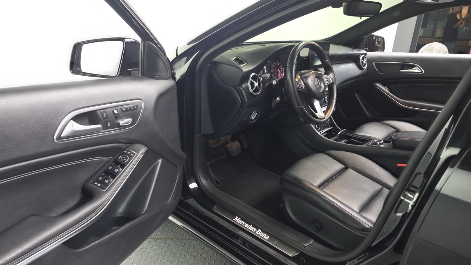 Mercedes-Benz A 200, снимка 5 - Автомобили и джипове - 54964047