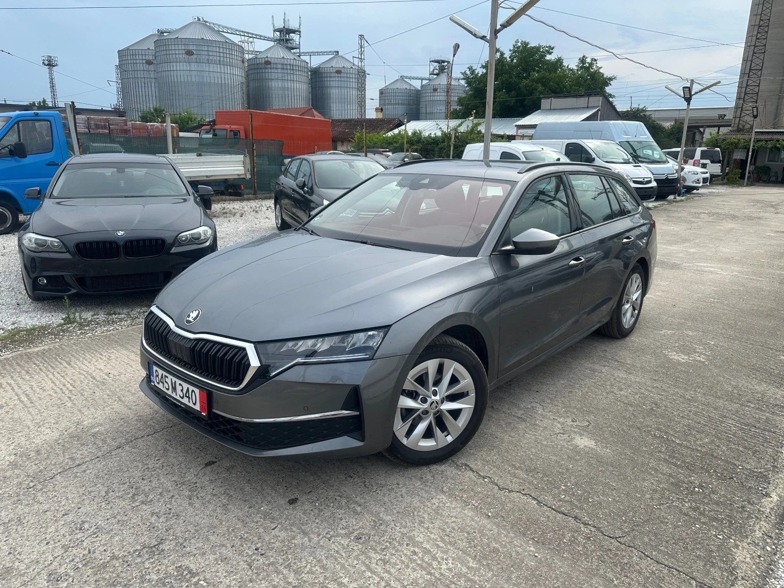 Skoda Octavia 2.0 TDI, снимка 3 - Автомобили и джипове - 55013359