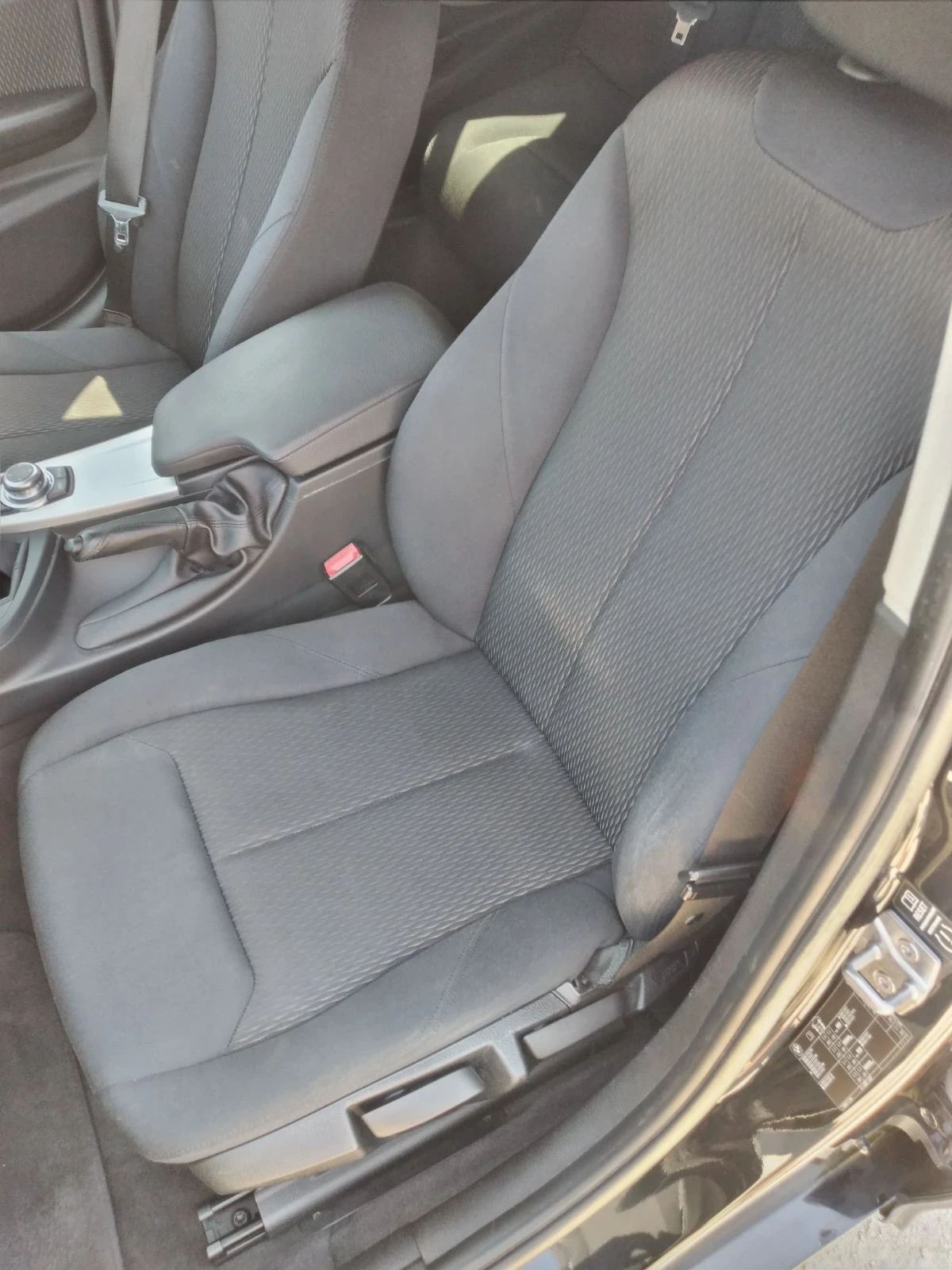 BMW 318 d Touring/Navi Business, снимка 12 - Автомобили и джипове - 55089478