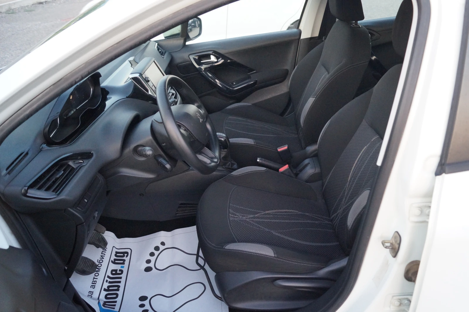 Peugeot 208 1.4i ��� | Mobile.bg � ����������� 9
