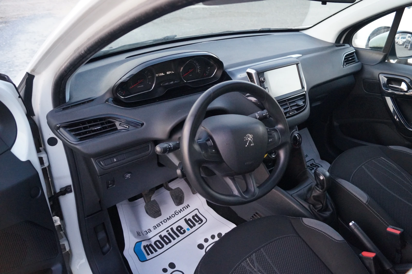 Peugeot 208 1.4i ��� | Mobile.bg � ����������� 10
