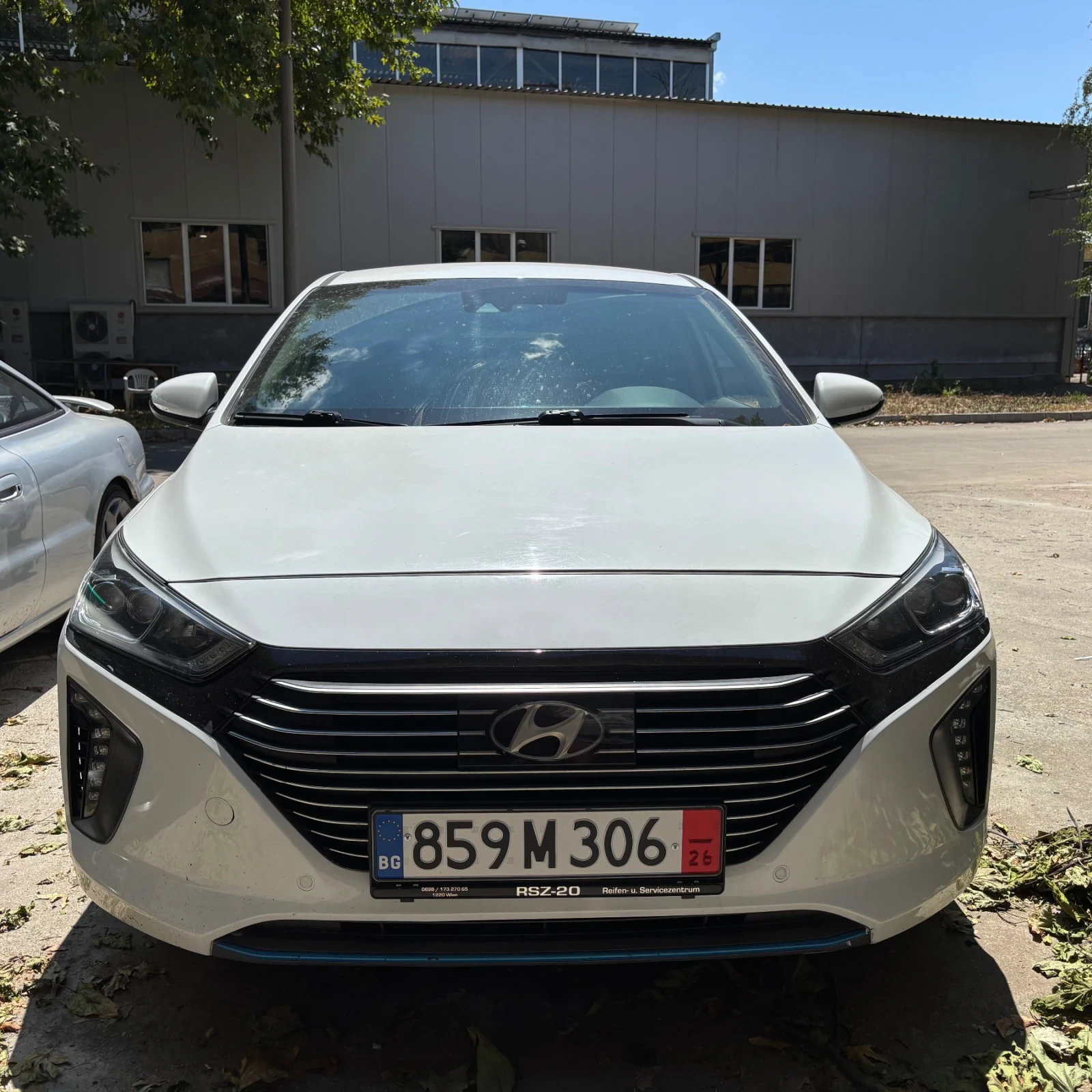 Hyundai Ioniq Plug-in hybrid / 78, 650km/ подгреви/дистроник и д, снимка 11 - Автомобили и джипове - 55396090