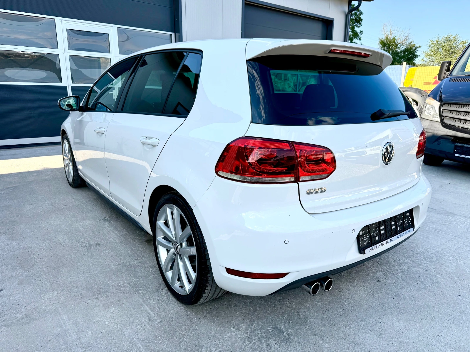 VW Golf 2.0 GTD/DSG/XENON, снимка 5 - Автомобили и джипове - 55532354