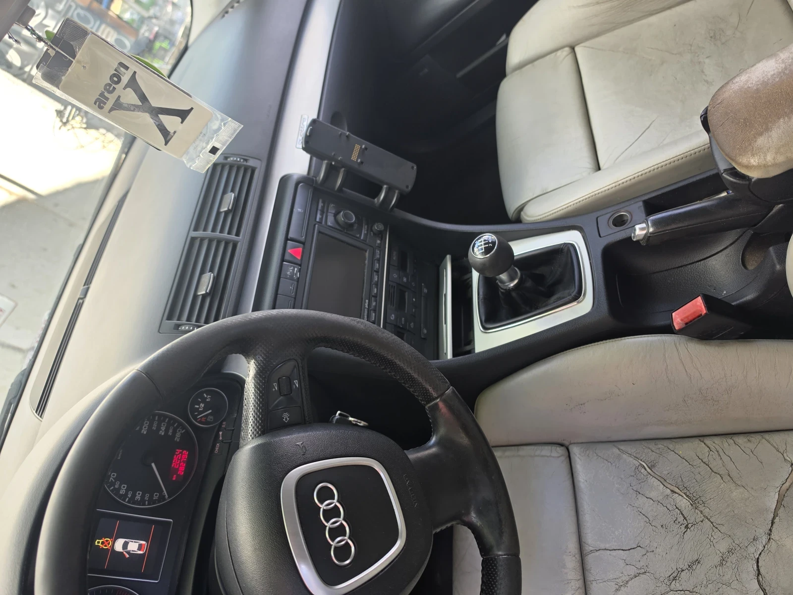 Audi S4 4.2 ГАЗ/БЕНДЗИН, снимка 10 - Автомобили и джипове - 55885622