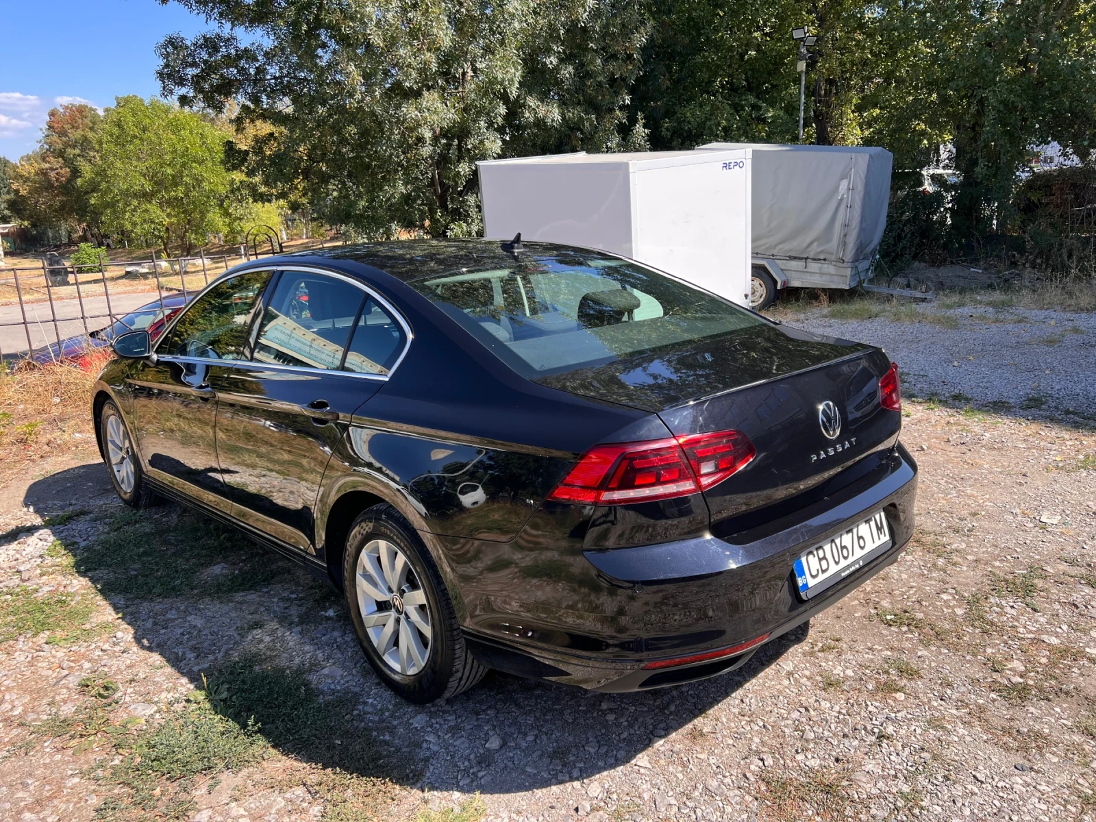 VW Passat 1.5TSI, снимка 3 - Автомобили и джипове - 56116093
