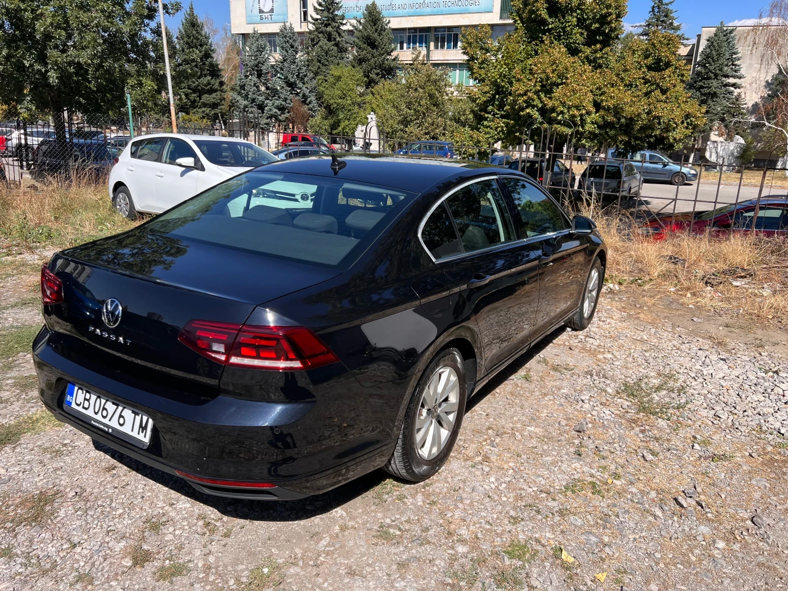 VW Passat 1.5TSI, снимка 2 - Автомобили и джипове - 56116093