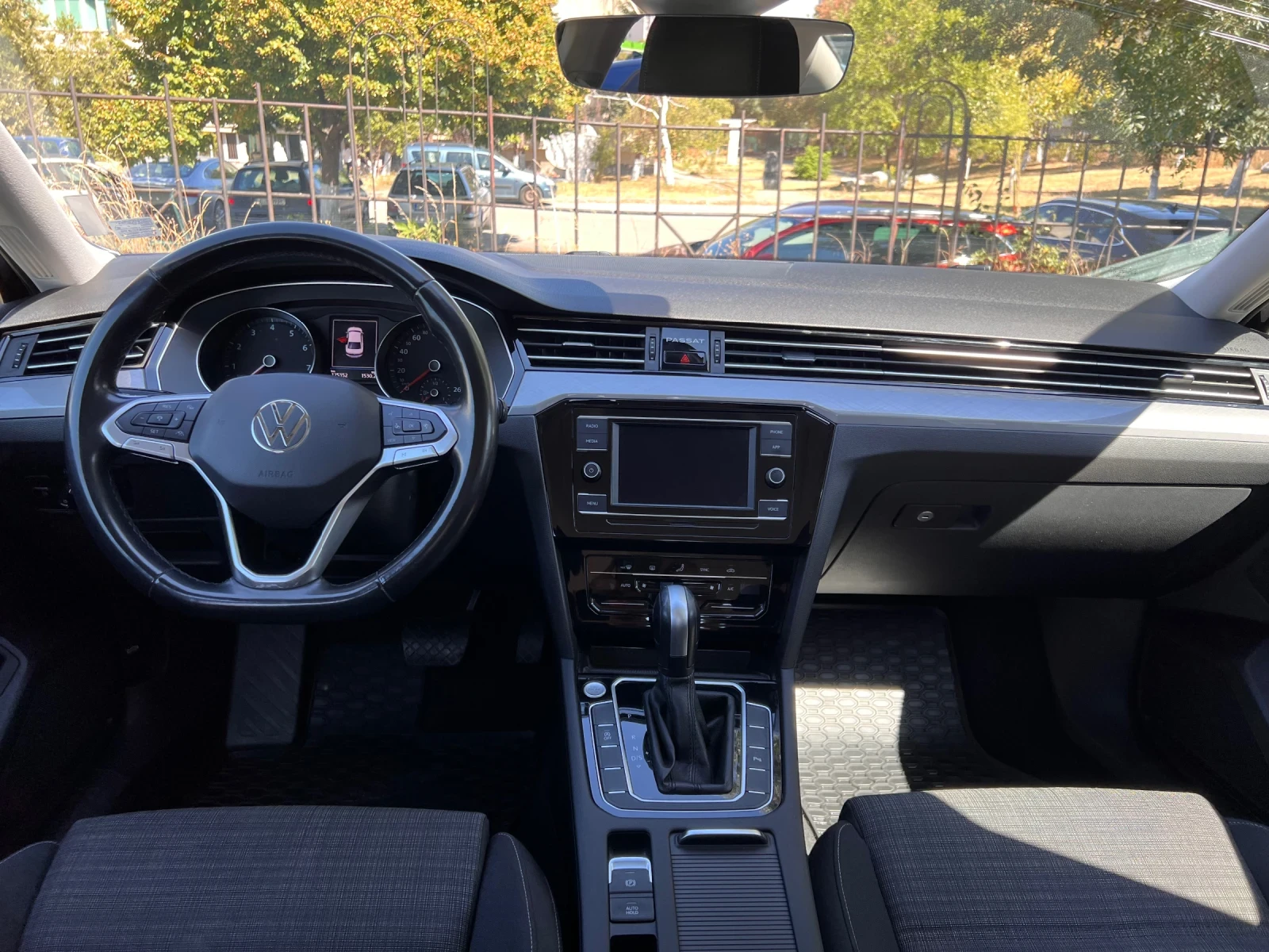 VW Passat 1.5TSI, снимка 8 - Автомобили и джипове - 56116093