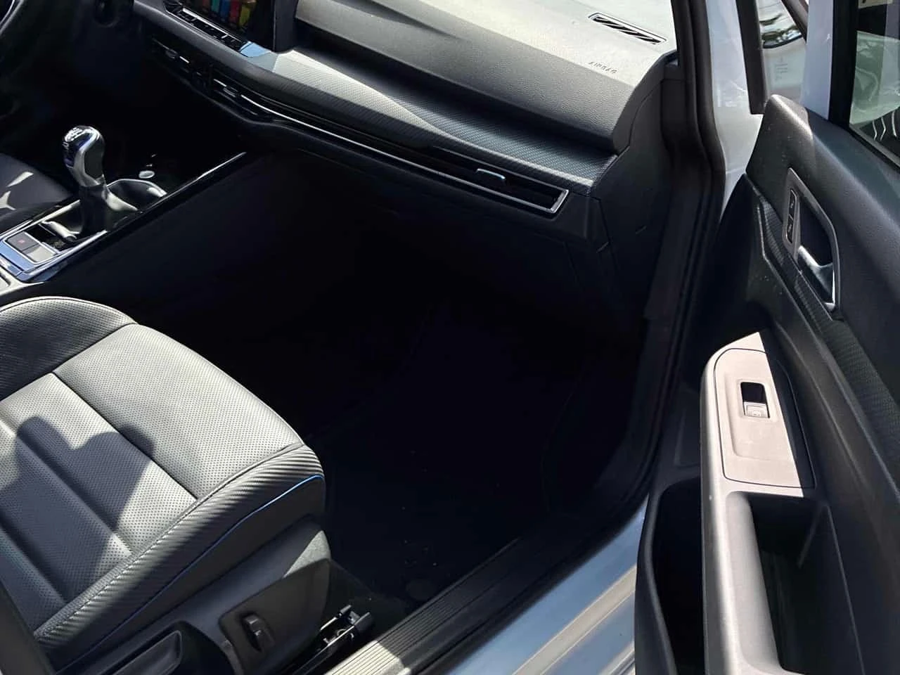 VW Golf * Manual * АВТОКРЕДИТ БЕЗ ПЪРВОНАЧАЛНА ВНОСКА* , снимка 15 - Автомобили и джипове - 56164306