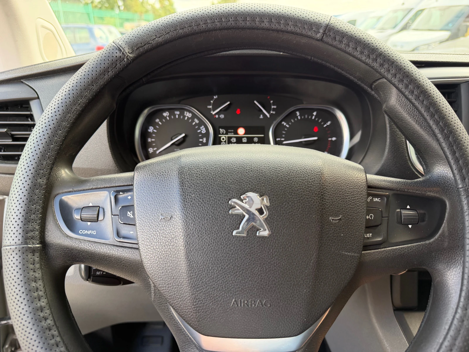 Peugeot Expert 2.0 MAXI 6 места, снимка 8 - Автомобили и джипове - 56181586