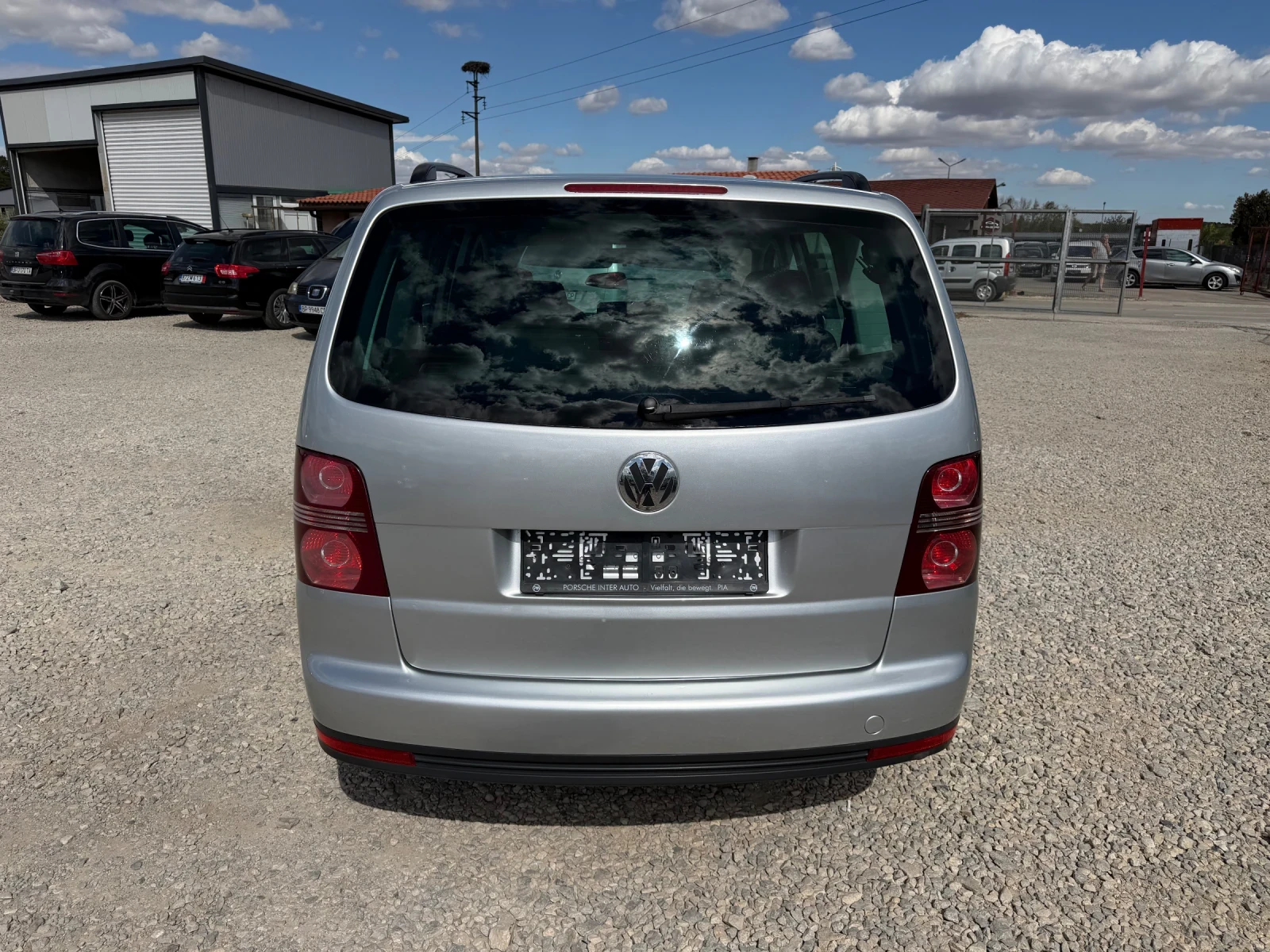 VW Touran 1.9TDI-105PS-6+ 1, снимка 6 - Автомобили и джипове - 56182107