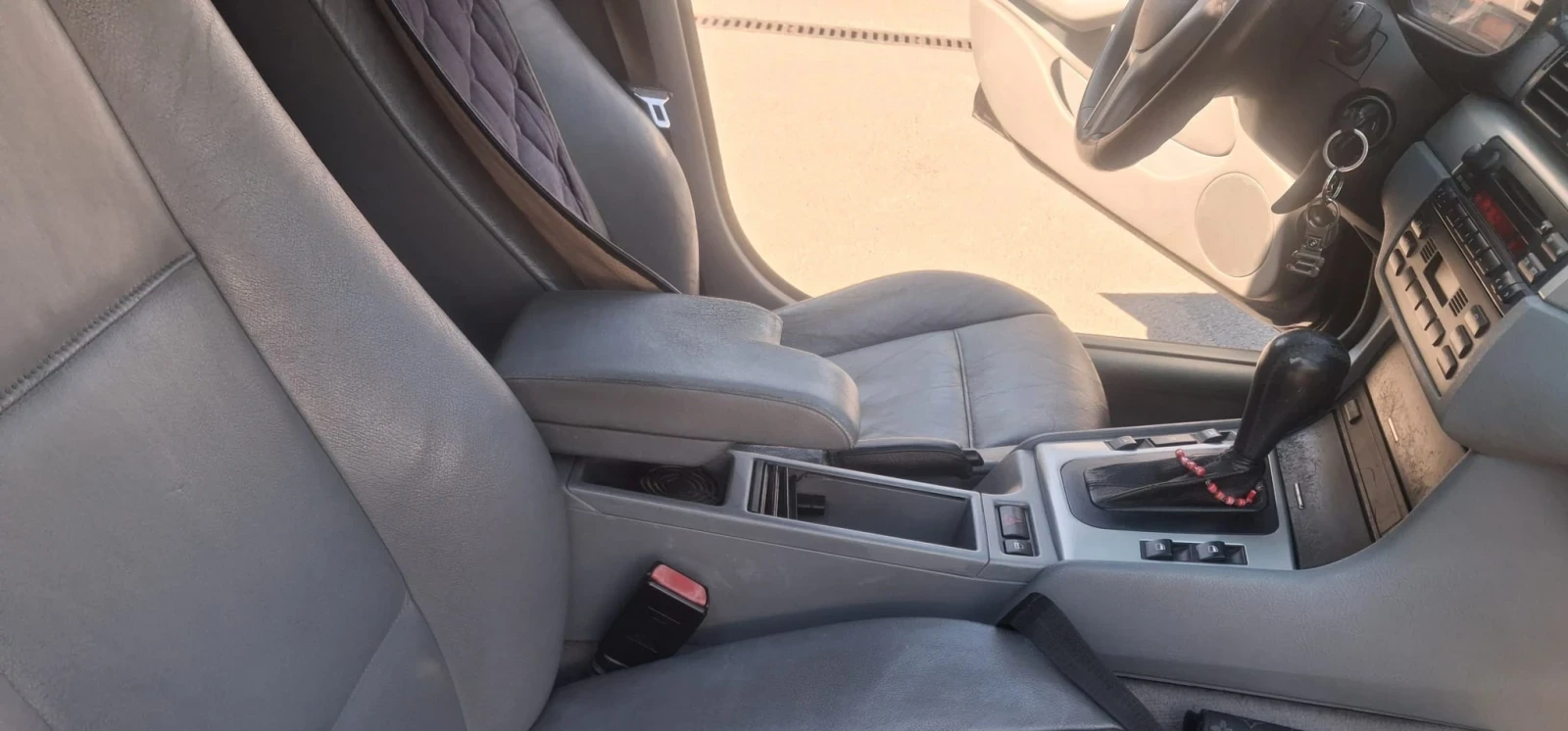 BMW 320, снимка 5 - Автомобили и джипове - 56244156
