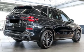 BMW X5 M60i* M-SPORT PRO * SKY* B&W * CARBON* ВЕНТИЛАЦИЯ*, снимка 2