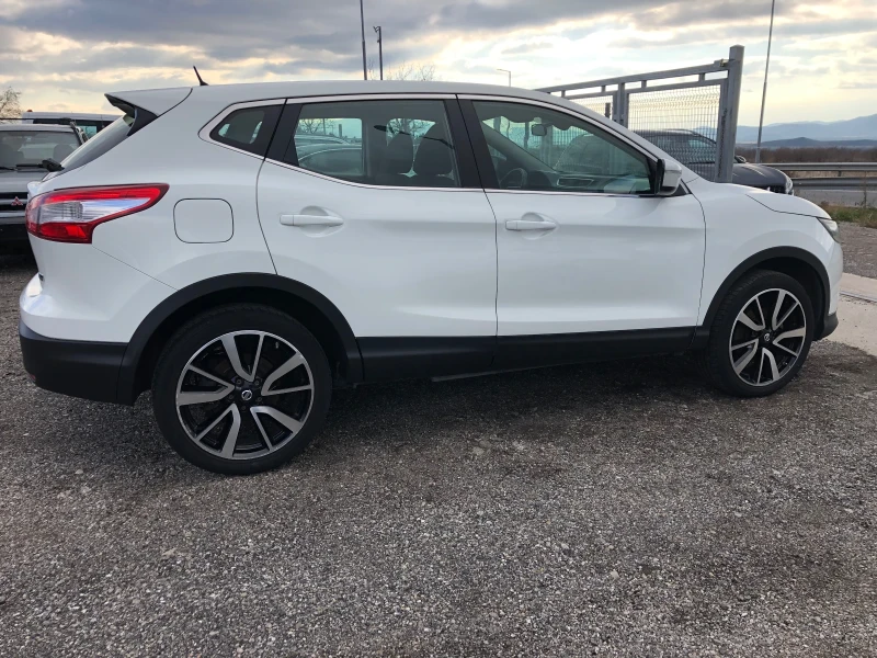 Nissan Qashqai 1.5 dci ITALIA, снимка 6 - Автомобили и джипове - 45750161