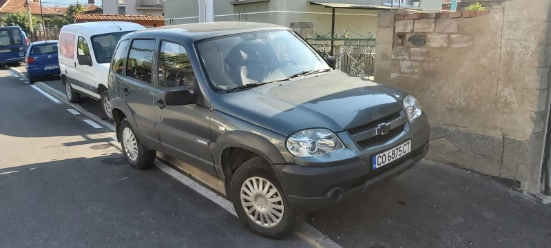 Lada Niva 1.7ГАЗ, 4Х4, Блокаж, снимка 4 - Автомобили и джипове - 51969806