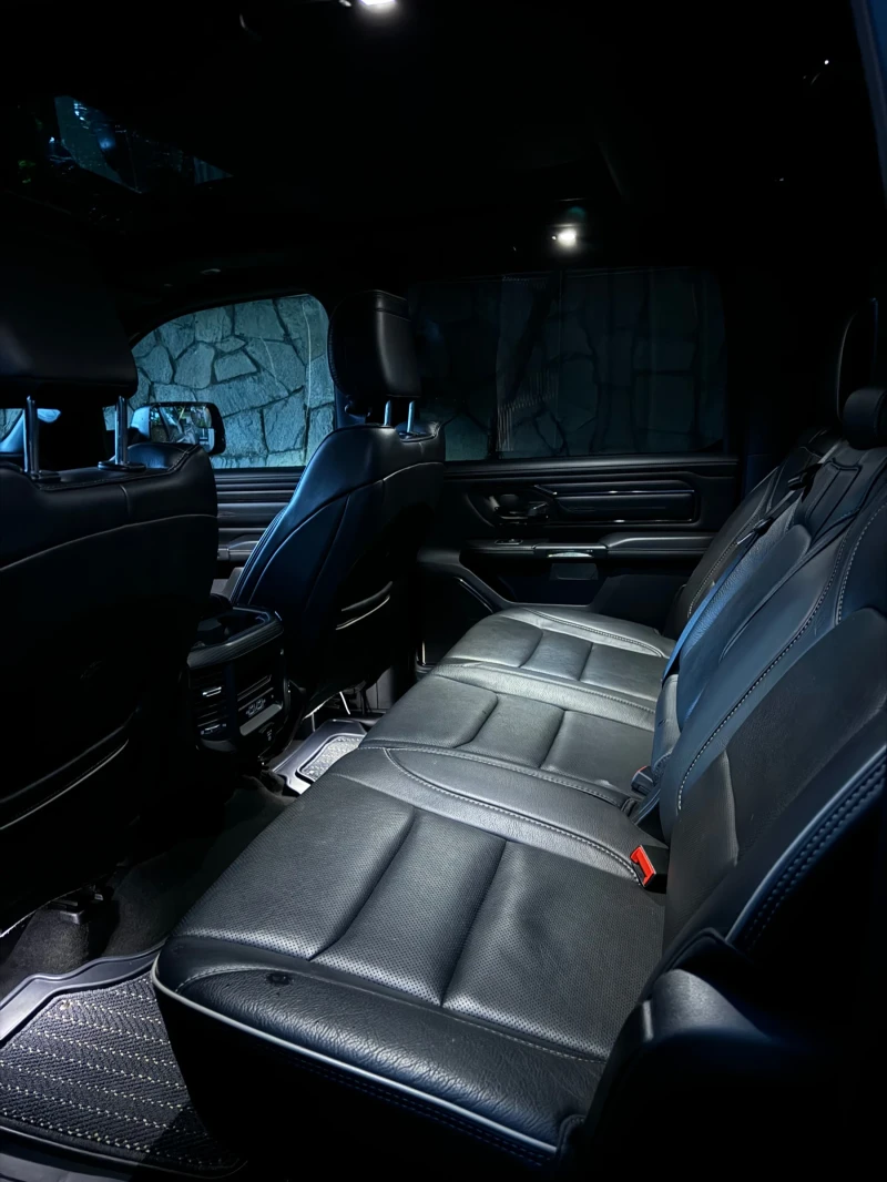 Dodge RAM 1500 Limited Red Edition, снимка 10 - Автомобили и джипове - 52011273