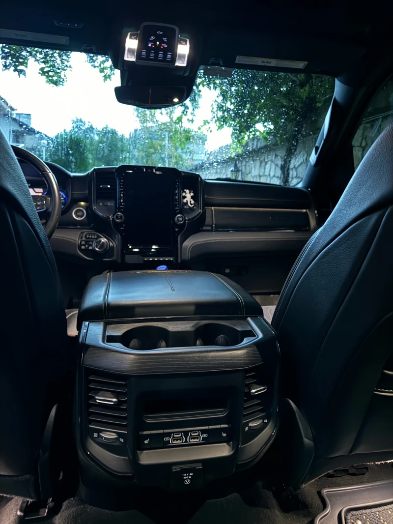 Dodge RAM 1500 Limited Red Edition, снимка 11 - Автомобили и джипове - 52011273