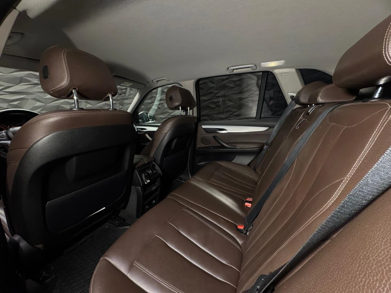 BMW X5 xDrive30d Camera* Кожа* Start-stop, снимка 8 - Автомобили и джипове - 52227994