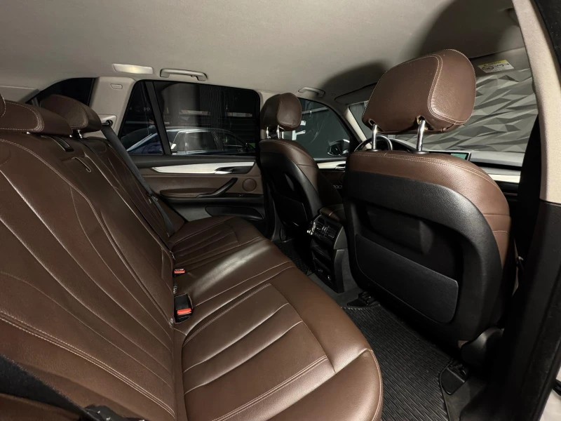 BMW X5 xDrive30d Camera* Кожа* Start-stop, снимка 9 - Автомобили и джипове - 52227994