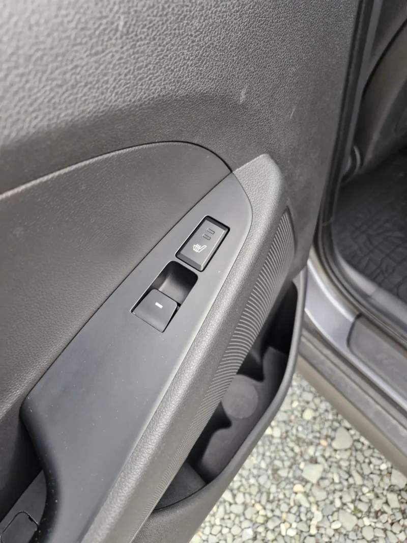 Hyundai Tucson 1.7 CRDI, снимка 13 - Автомобили и джипове - 53047937