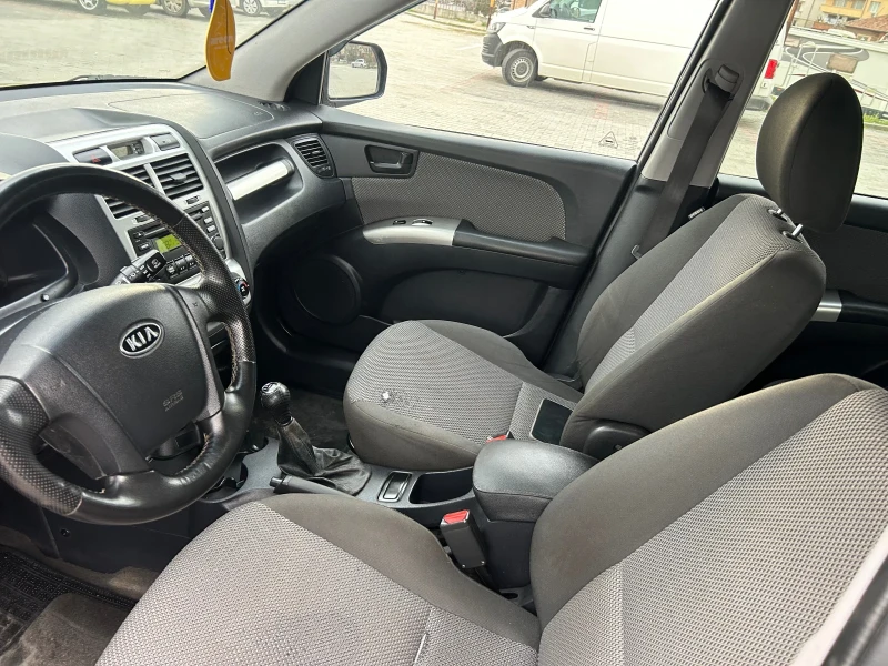 Kia Sportage 2.0 Газов инж., снимка 13 - Автомобили и джипове - 53387162