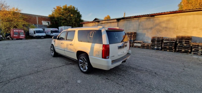 Cadillac Escalade Platinium, снимка 9 - Автомобили и джипове - 53464672