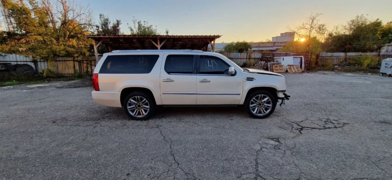 Cadillac Escalade Platinium, снимка 4 - Автомобили и джипове - 53464672