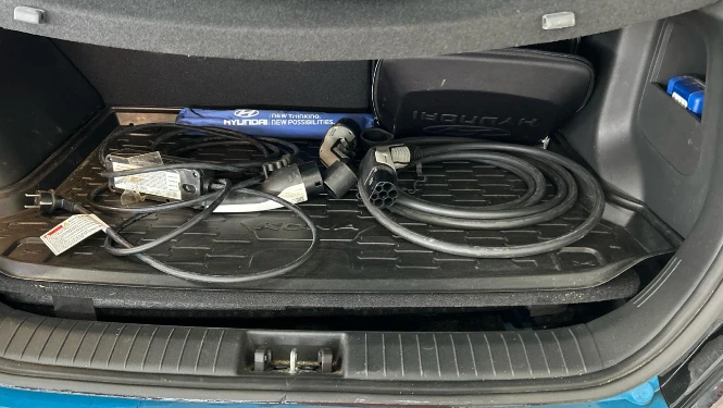 Hyundai Kona 269 евро/месец ГАРАНЦИЯ / SOH 100%", снимка 12 - Автомобили и джипове - 54068698