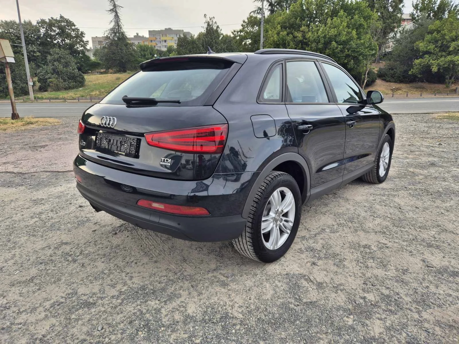 Audi Q3 2.0TDI Автомат - изображение 5