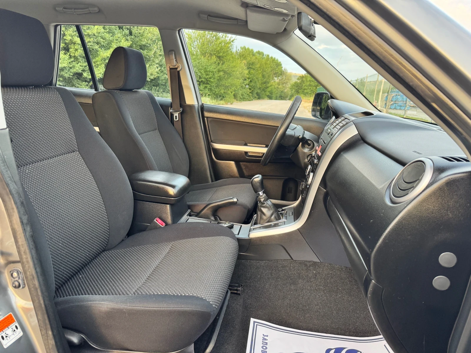 Suzuki Grand vitara 1.9DDiS~129hp~KEYLESS~NAVi~   | Mobile.bg   15