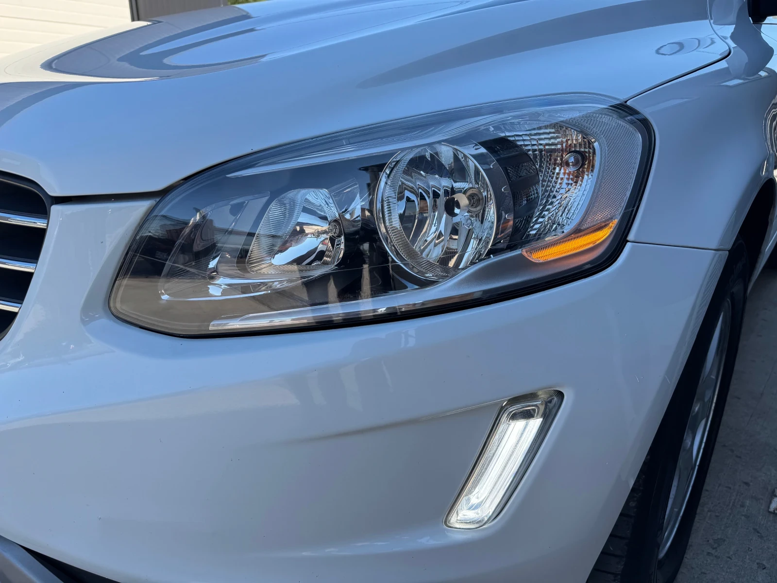 Volvo XC60 D4-2.0D-180к.с.-AUT-NAVI-DIGITAL - изображение 7