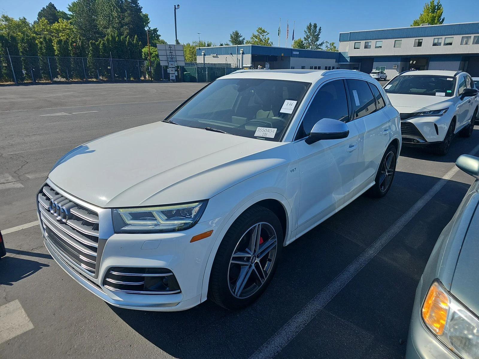 Audi SQ5 PRESTIGE Matrix* Обдух* B&O 3D* Дистроник* Въздух* - изображение 2