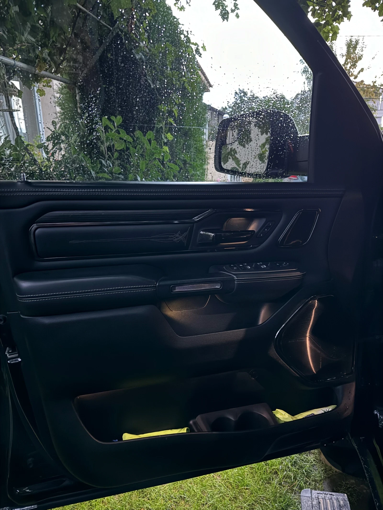 Dodge RAM 1500 Limited Red Edition | Mobile.bg   12