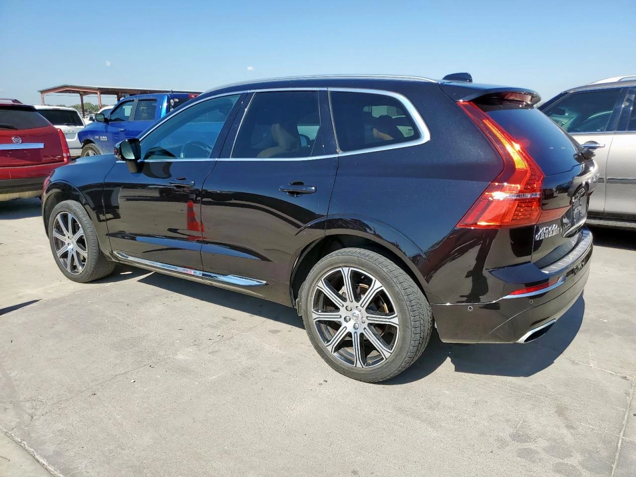 Volvo XC60 T5 INSCRIPTION - изображение 2