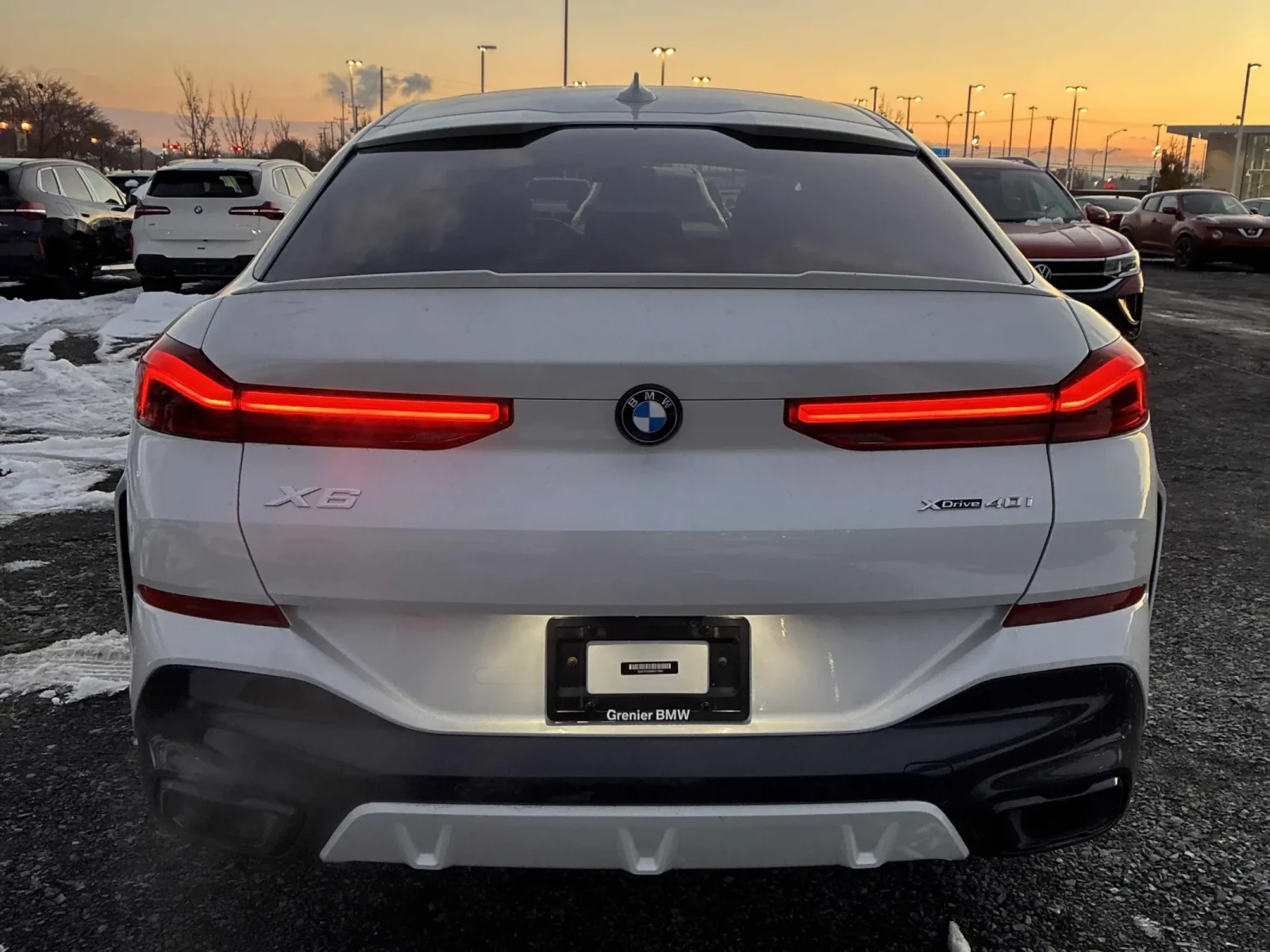 BMW X6 * 40i* CARFAX *    | Mobile.bg   5