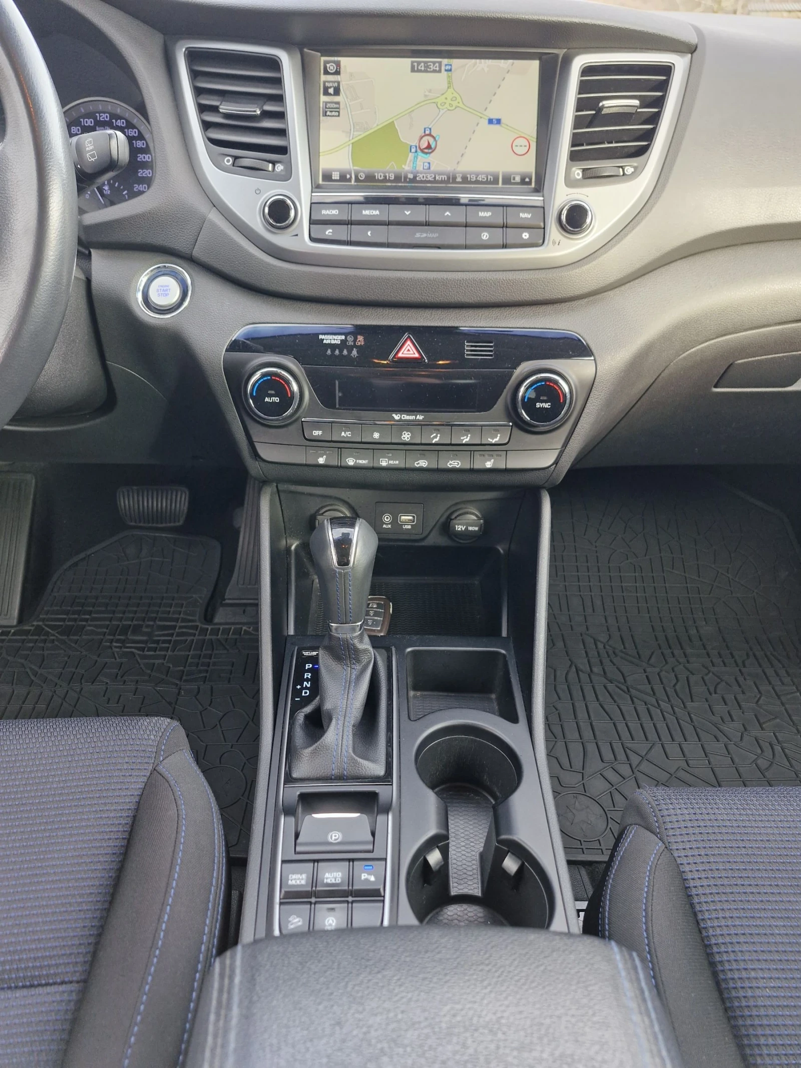 Hyundai Tucson 1.7 CRDI - изображение 10