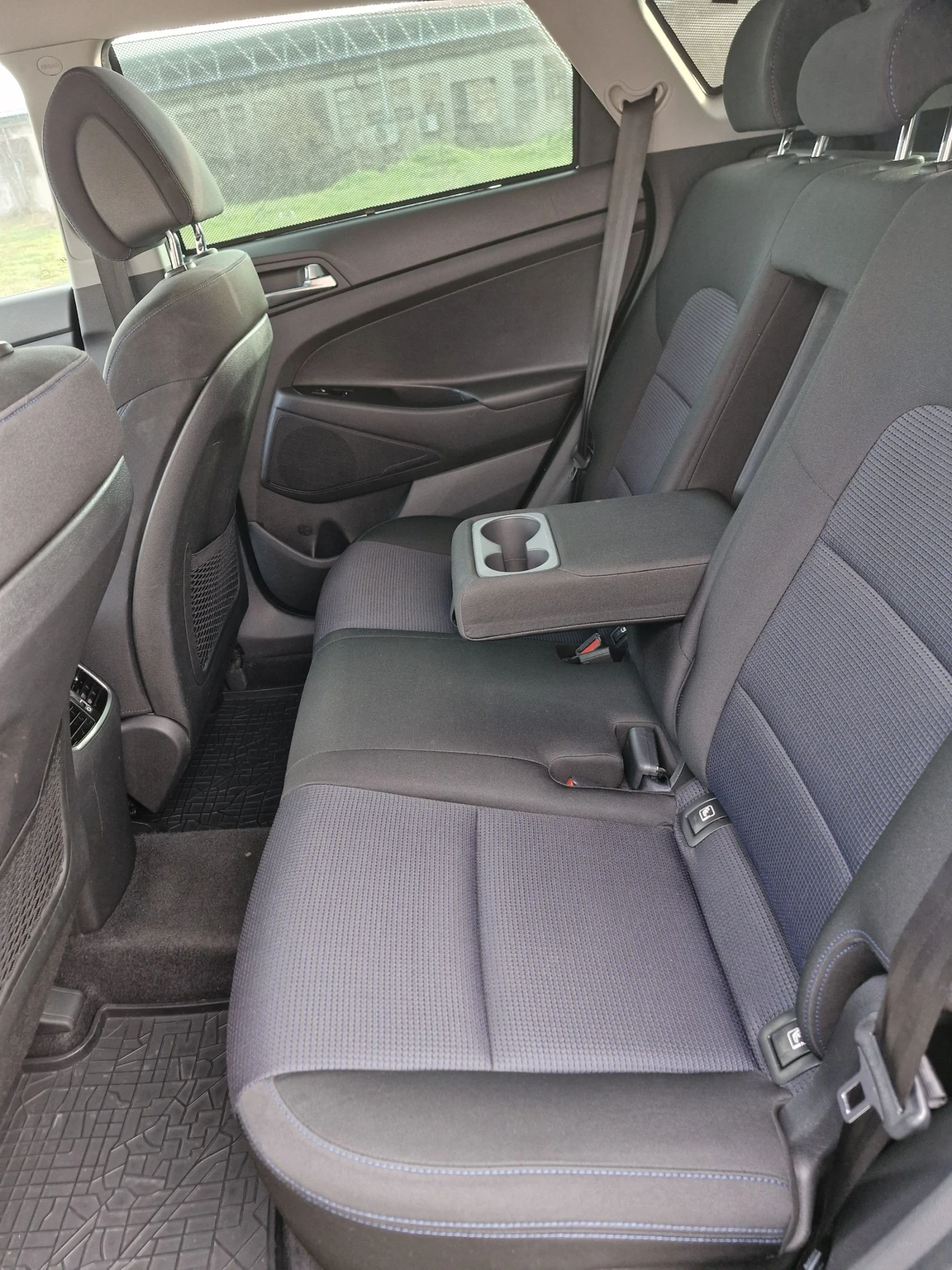 Hyundai Tucson 1.7 CRDI | Mobile.bg � ����������� 12